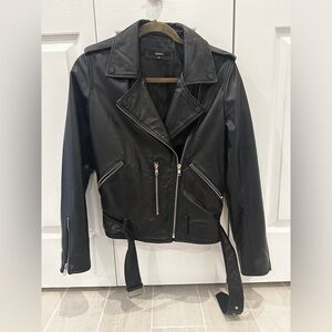 Quince Black Leather Motorcycle Jacket Women's Medium Biker Belted